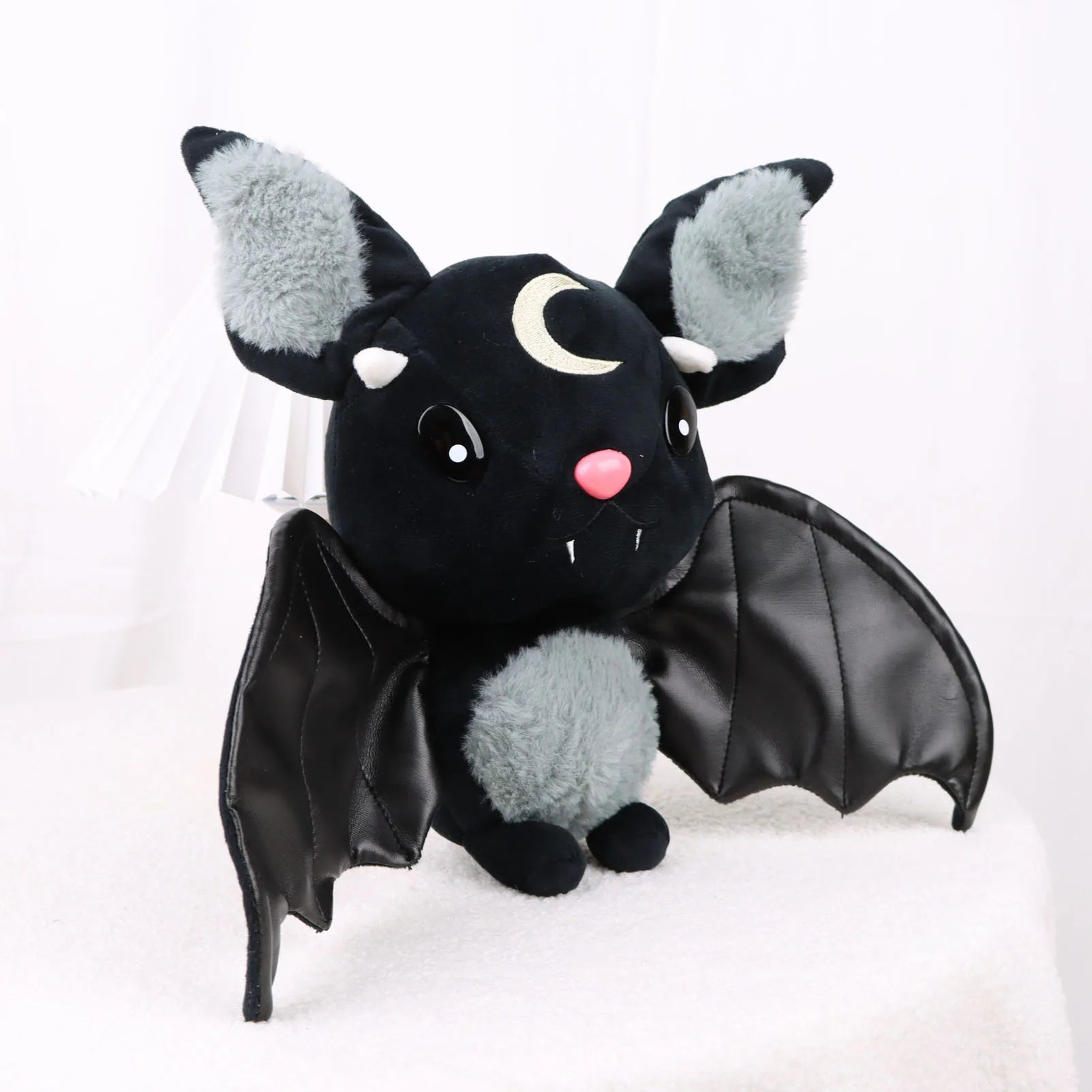 Murciélago Negro de Peluche_30 cm_3