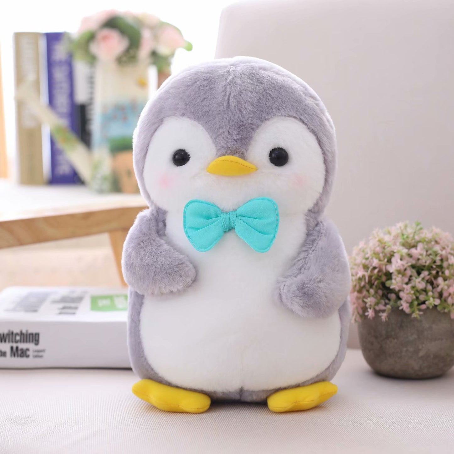 Pingüino con Pajarita de Peluche_22 cm